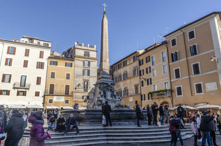 144 - Italia - Roma - plaza de La Rotonda y Fuente del Panteon
